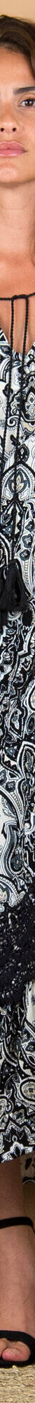 Robe longue imprimée manches 3/4 fendues, crépon (noir / écru) Robe longue imprimée manches 3/4 fendues, crépon (noir / écru)